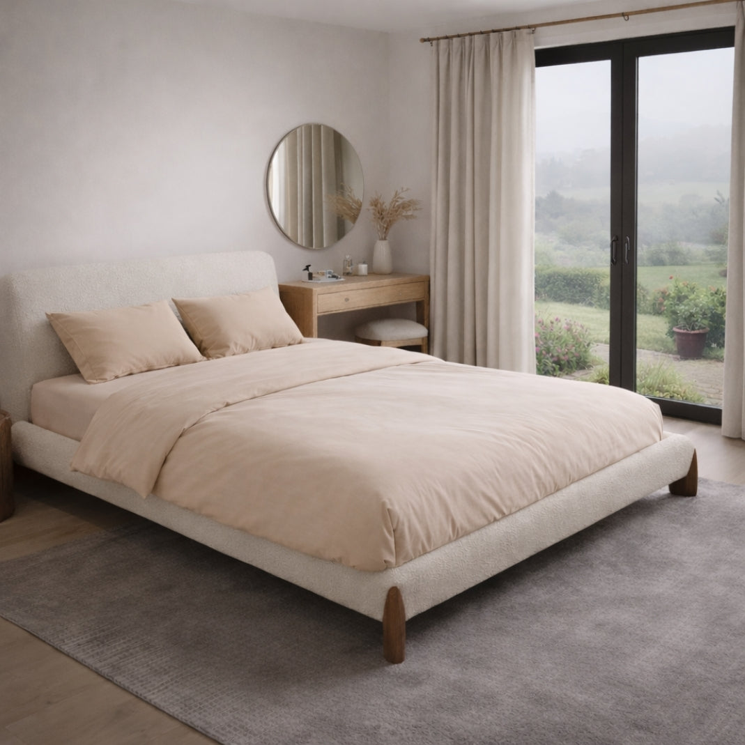 Bamboo duvet bed linen set: Includes duvet cover and two pillowcases. Bamboo bed linen is beige Colour. 